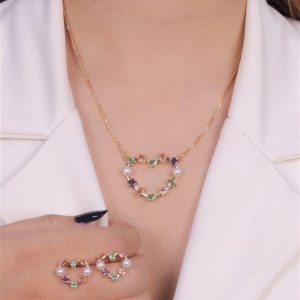 Conjunto de Semijoia com Coração, Zircônias Coloridas e Pérola - Elegância e Sofisticação