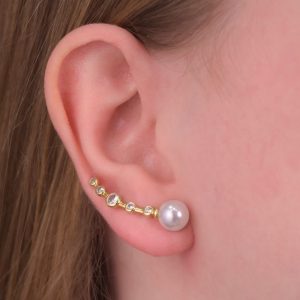 Ear Cuff de Zircônia com Pérola: Elegância e Sofisticação em Semijoias