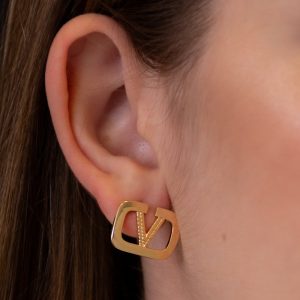 Brinco Pequeno Inspiração Valentino - Elegância e Sofisticação em Semijoias