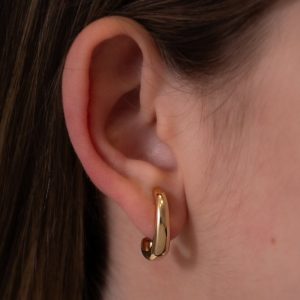 Ear Hook Oval Boleado Liso 2cm Tamanho P - Brinco Moderno e Elegante
