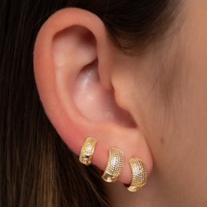 Argolas Texturizadas Trio: Semijoias de Luxo para Estilo Sofisticado