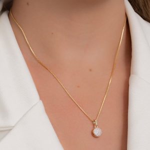 Colar Veneziana com Pingente Redondo Cravejado: Semijoia de Luxo para Mulheres Elegantes