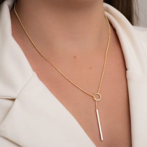 Colar Longo Ajustável Rabo de Rato: Semijoia Elegante e Versátil